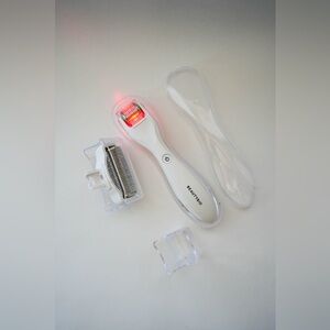 BeautyBio GloPRO Facial Microneedling Device